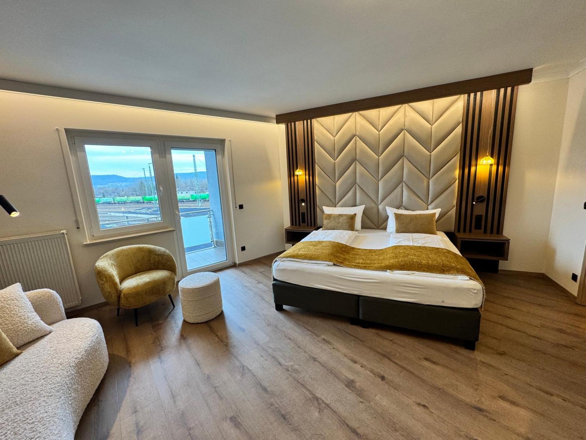 Stadthotel Lichtenfels 利克田非 外观 照片
