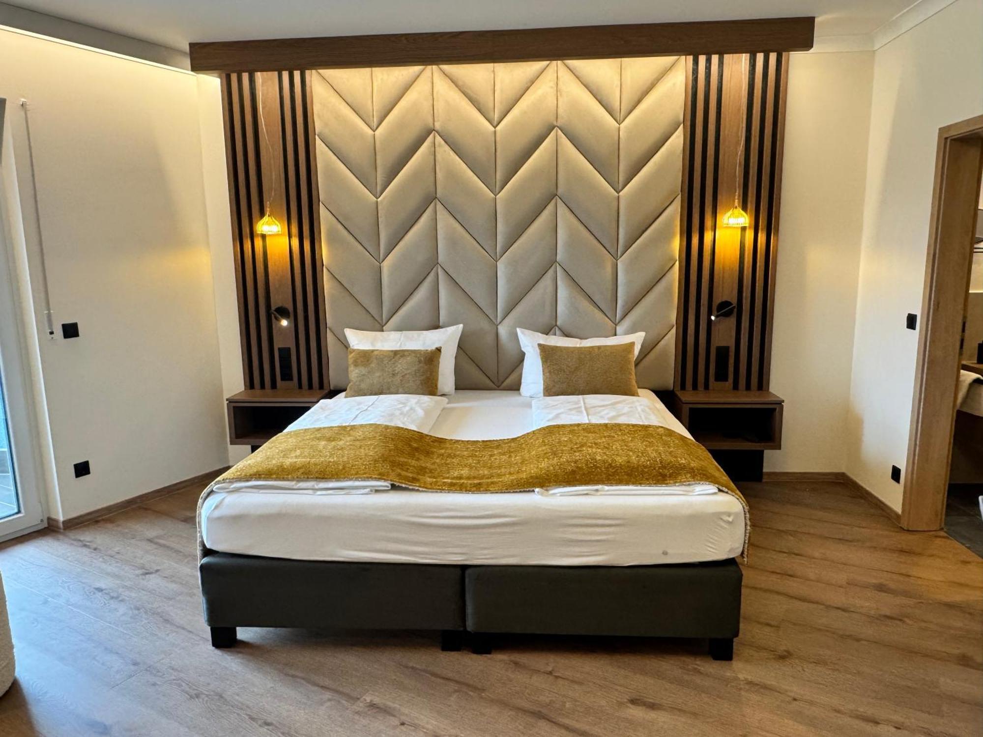 Stadthotel Lichtenfels 利克田非 外观 照片